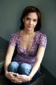 http://media.onki.fi/4/2/7/saha/kirjasampo/0_4792200783286745926.jpg