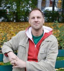 http://media.onki.fi/8/8/8/saha/kirjasampo/0_3484035608491674201.jpg